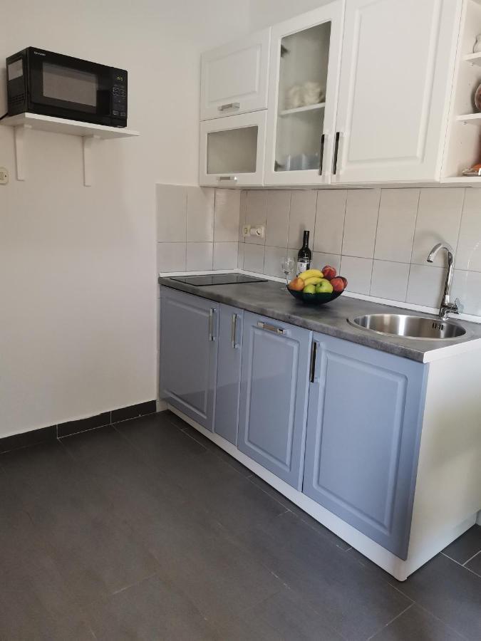Apartments Zora Senj  Extérieur photo