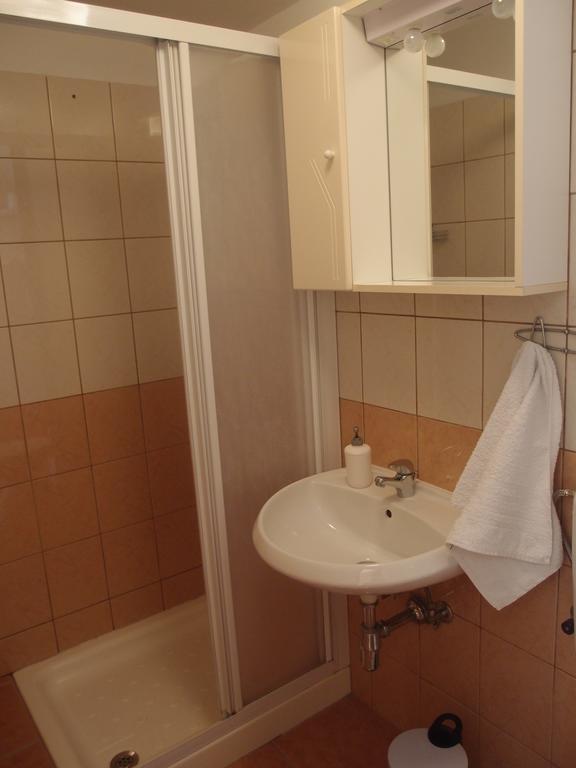 Apartments Zora Senj  Chambre photo