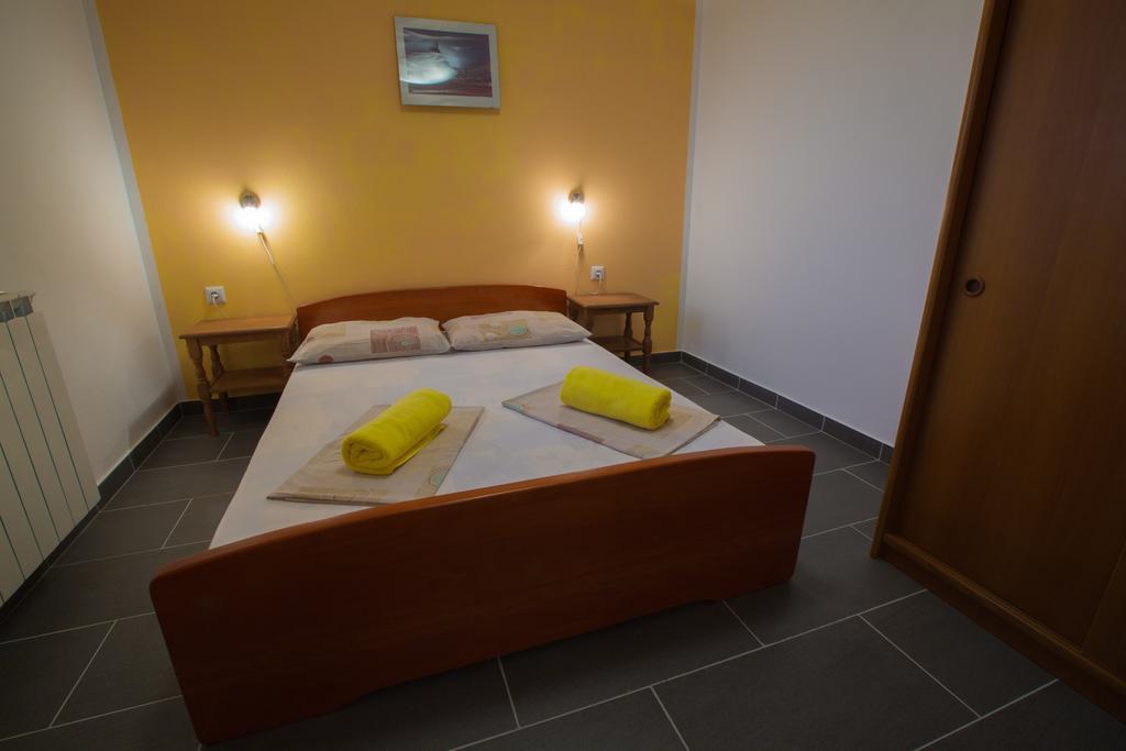 Apartments Zora Senj  Extérieur photo