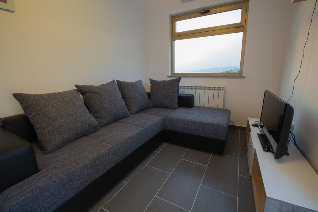 Apartments Zora Senj  Extérieur photo