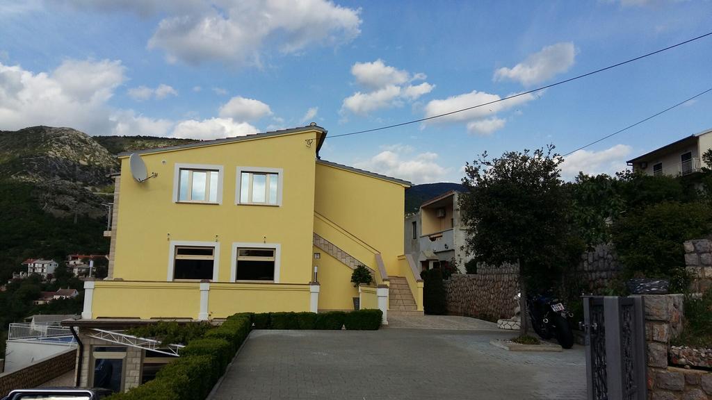 Apartments Zora Senj  Extérieur photo