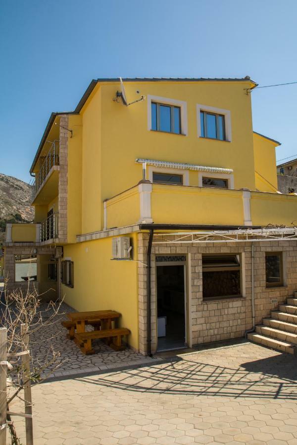 Apartments Zora Senj  Extérieur photo